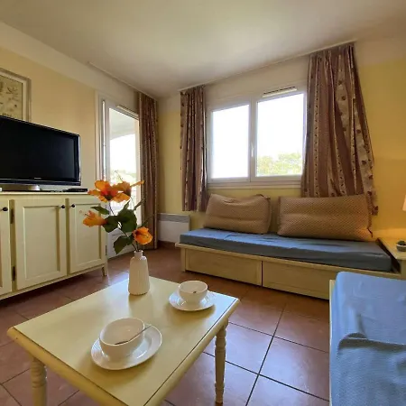 Apartment Les Issambres, T2 Avec Piscine, Parking Securise - Fr-1-226-467 *